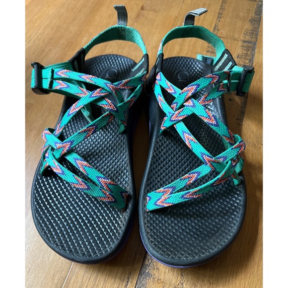 Chaco Other - Chaco Mint Leaf Purple Aztec Sandals big kids Sz 4 or Women 5.5-6